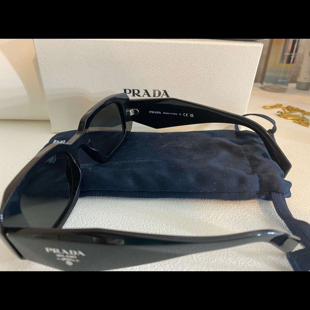 Prada PR 17WS - Picture 5 of 7